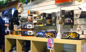 Ski and snowboard snow accessories shop in Federal Way and Kent, WA - Moxies.